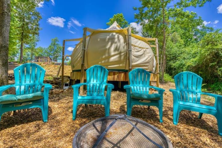 The Aries-A Stargazing, Luxury Glamping Tent Rogersville Esterno foto