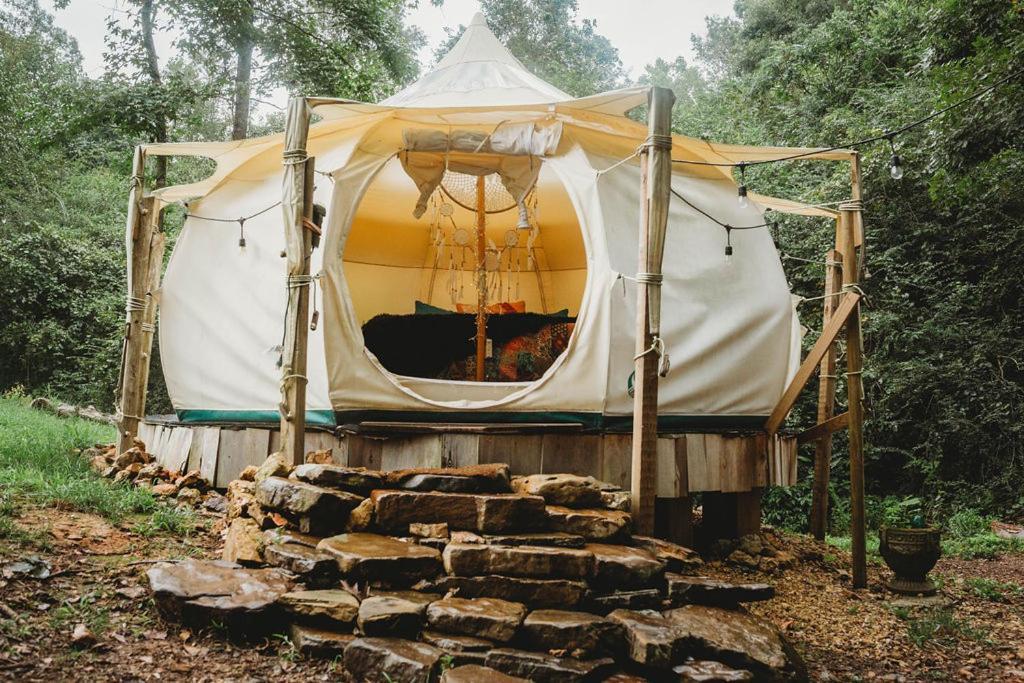 The Aries-A Stargazing, Luxury Glamping Tent Rogersville Esterno foto